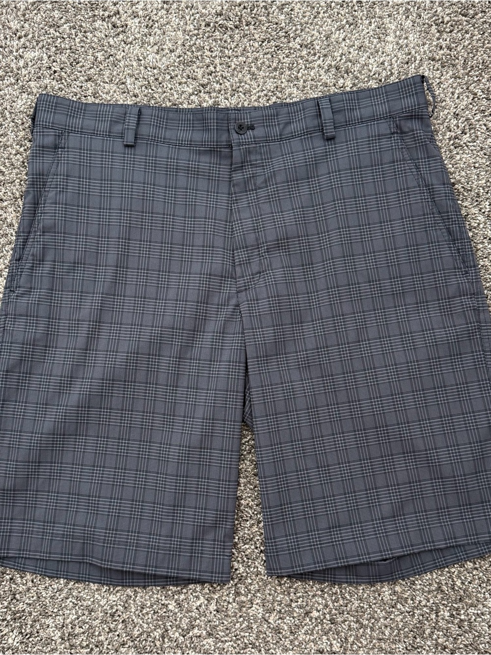 Nike Golf Dri-FIT Men’s Gray Plaid Golf Shorts Size 36